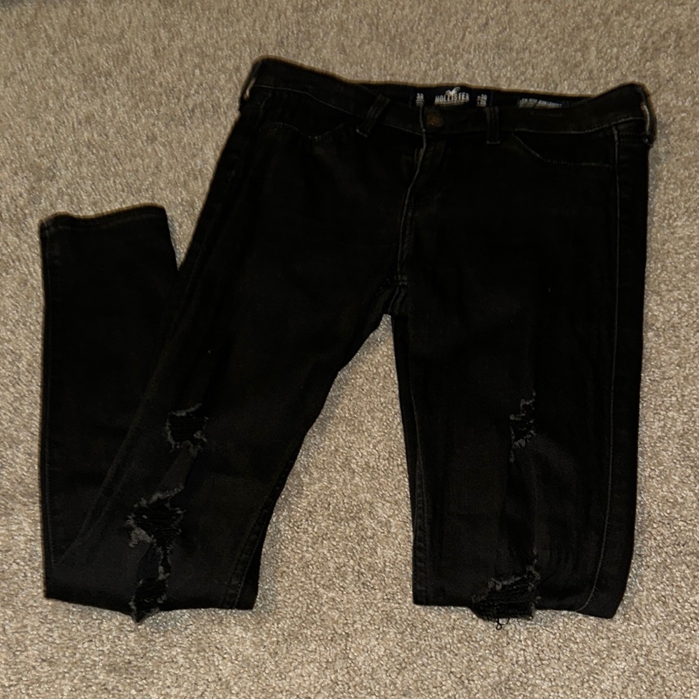 Hollister Women's Black Distressed Skinny Jeans